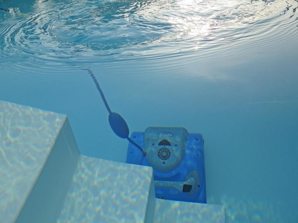 5 Must-Do Tips to Maintain a Clean and Healthy Swimming Pool